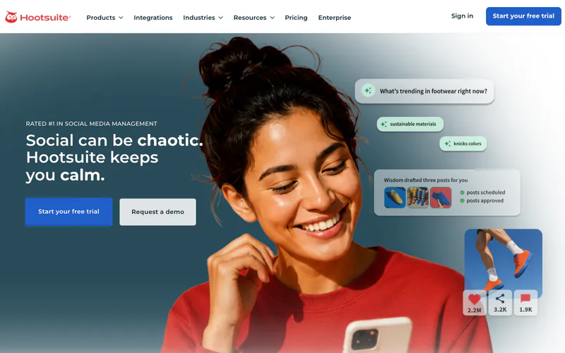 Hootsuite homepage with the headline Social can be chaotic, Hootsuite keeps you calm